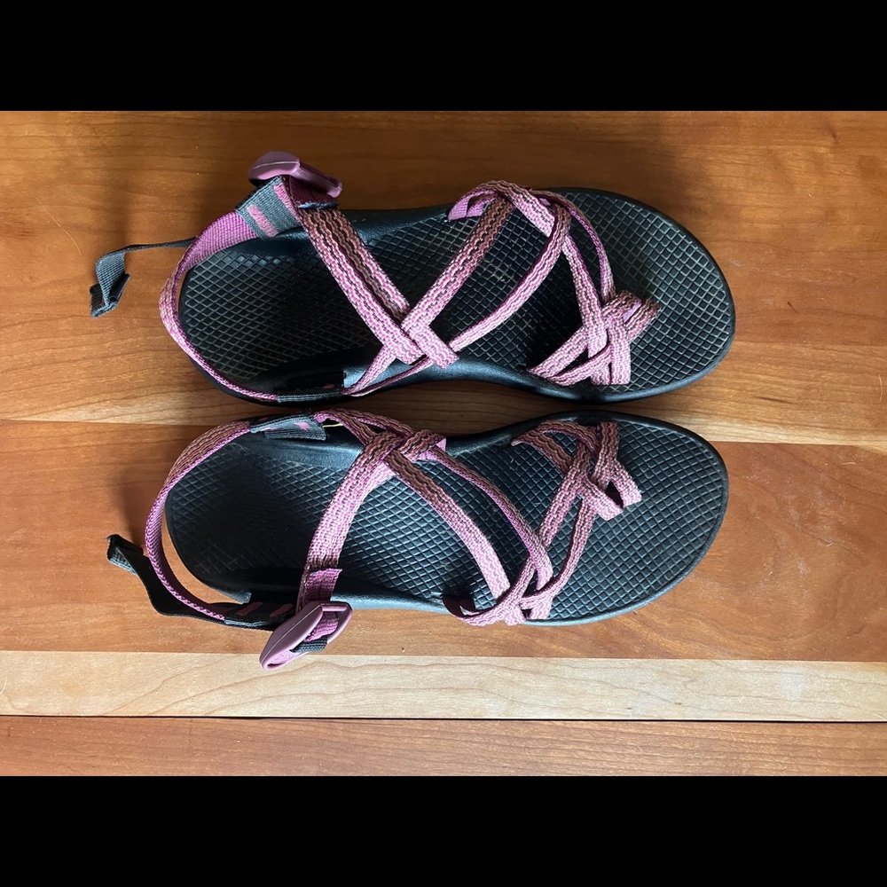 Chaco womens size 8
